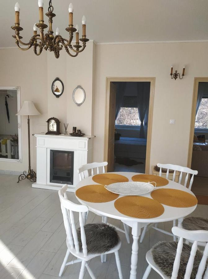 Wagner Apartman Тата Екстериор снимка